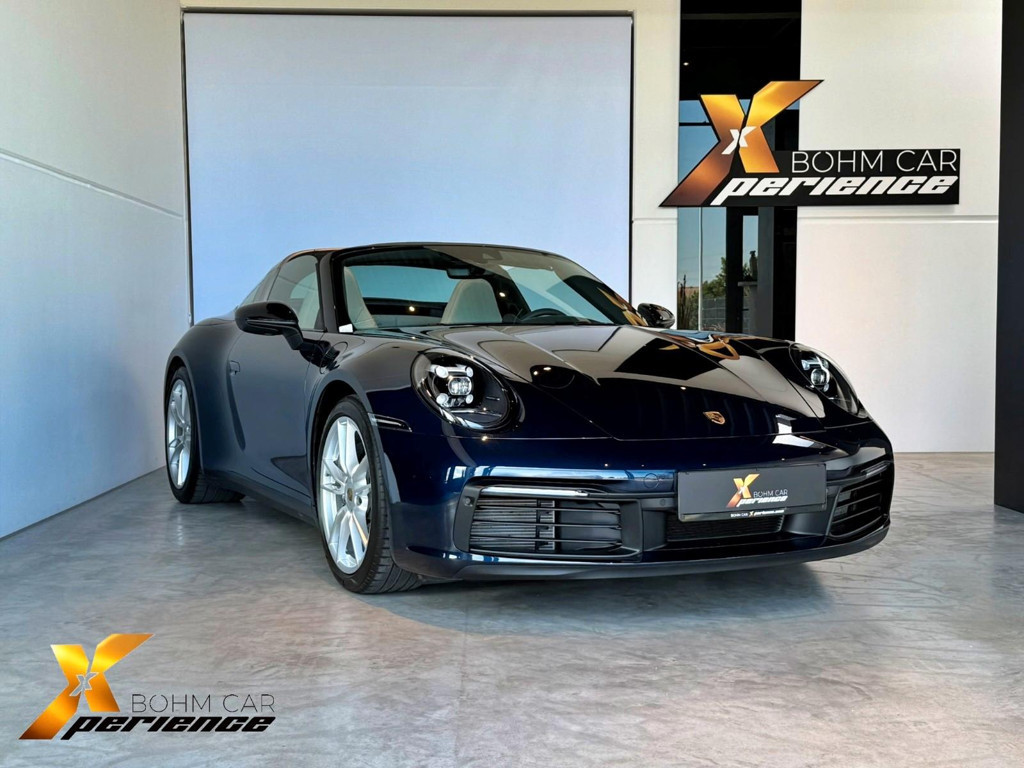 Porsche 911 2021 Benzine