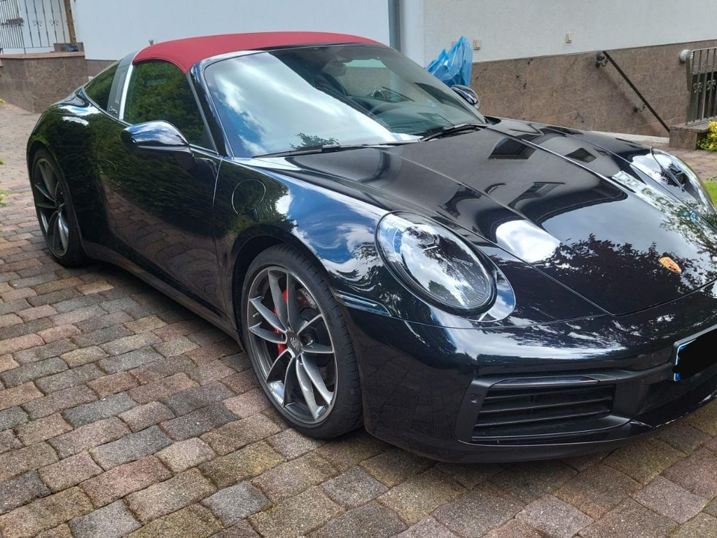 Porsche 911 2022 Benzine