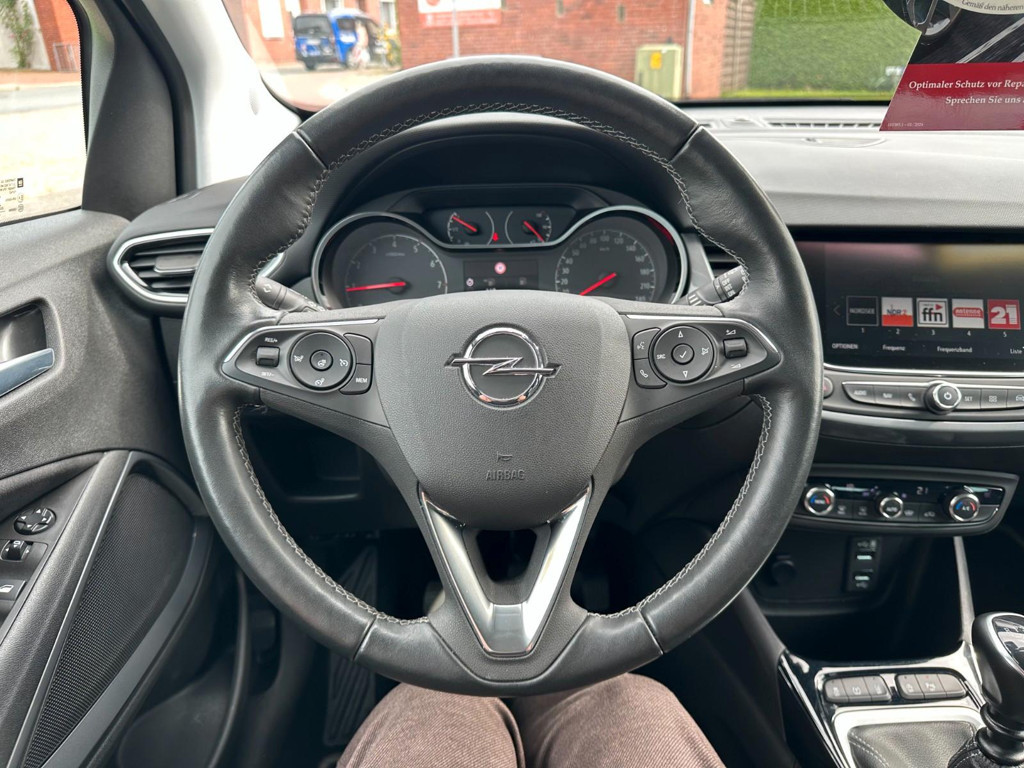 Opel Crossland X