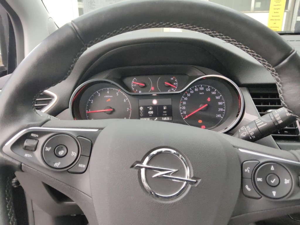 Opel Crossland X