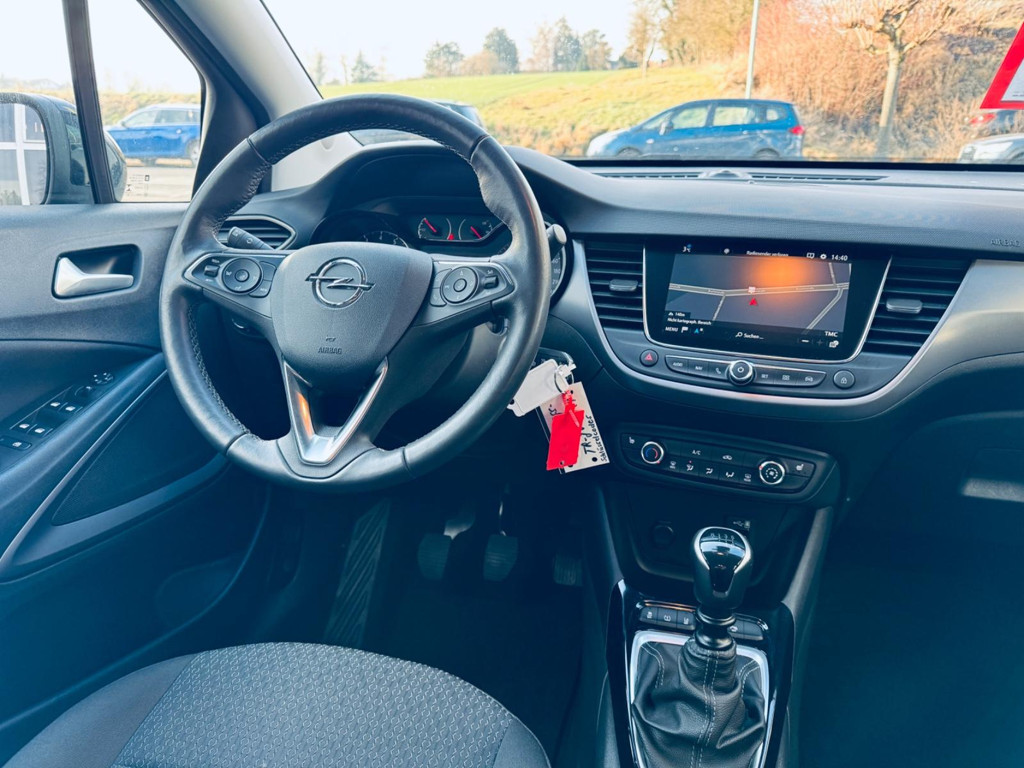 Opel Crossland X