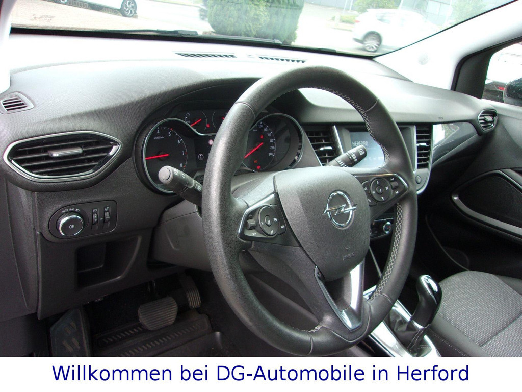 Opel Crossland X