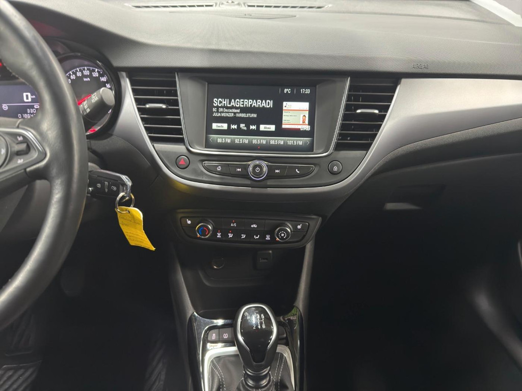 Opel Crossland X
