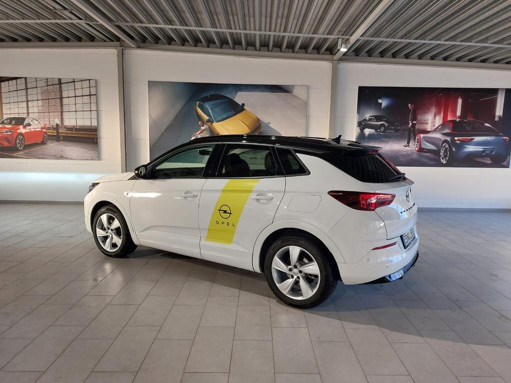Opel Grandland
