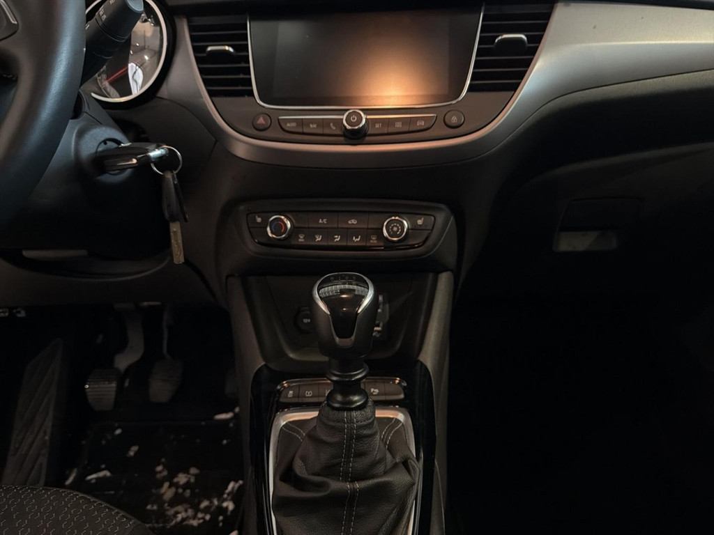 Opel Crossland X