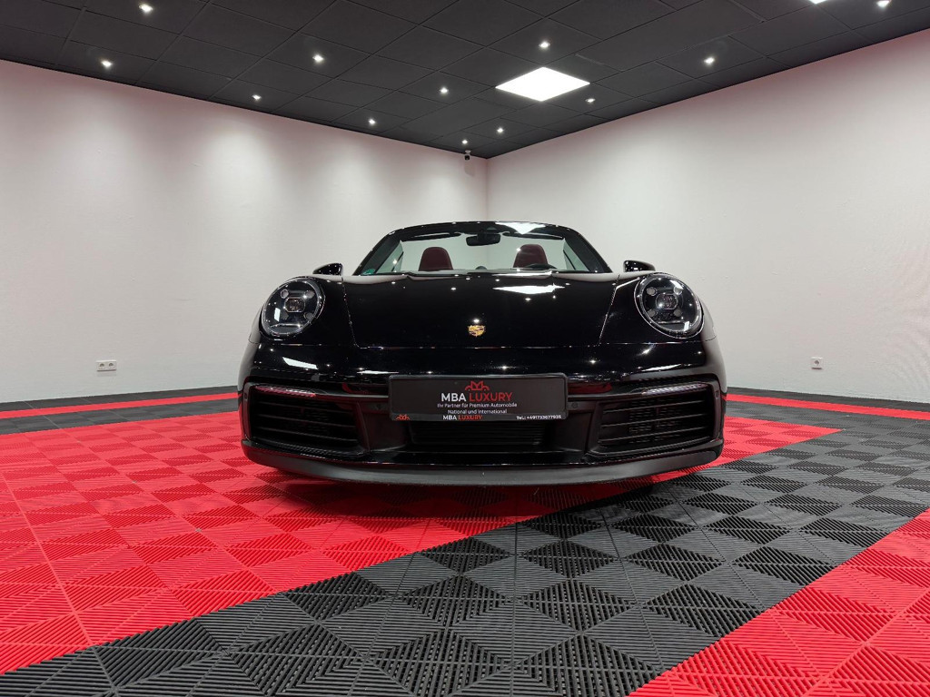 Porsche 911 2021 Benzine