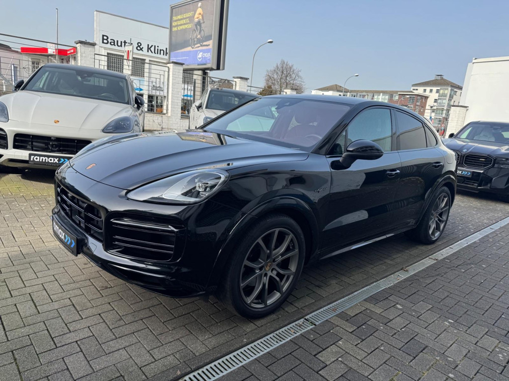 Porsche Cayenne 2023 Hybride Benzine