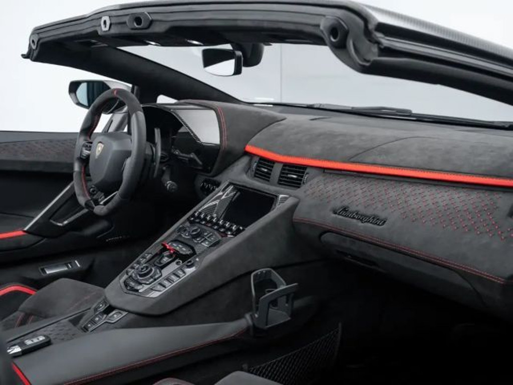 Lamborghini Aventador