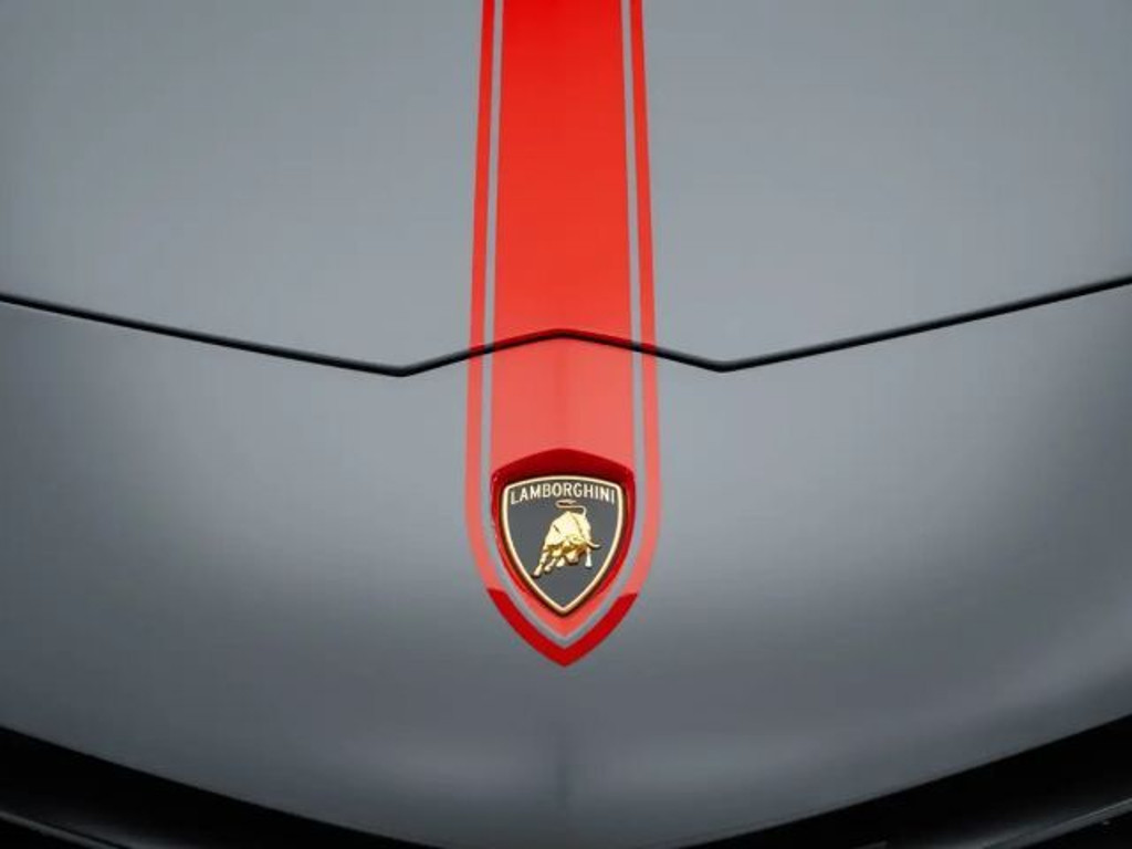 Lamborghini Aventador