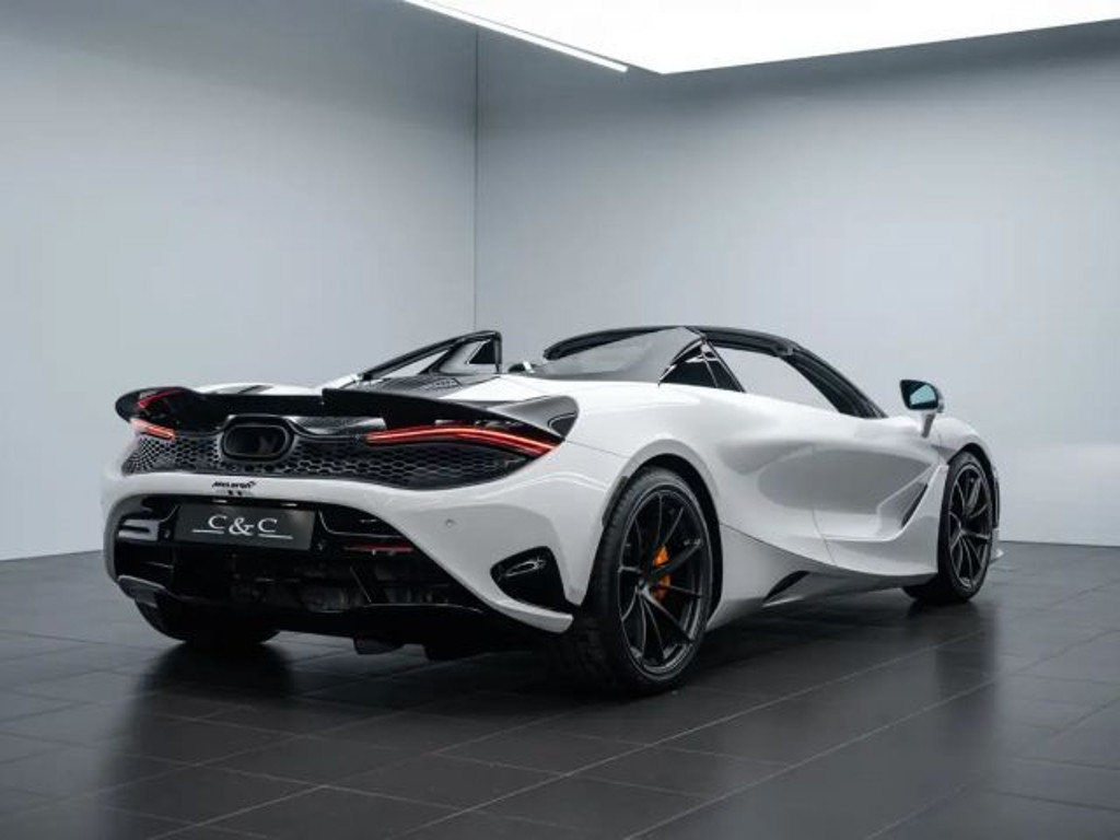 McLaren 750S