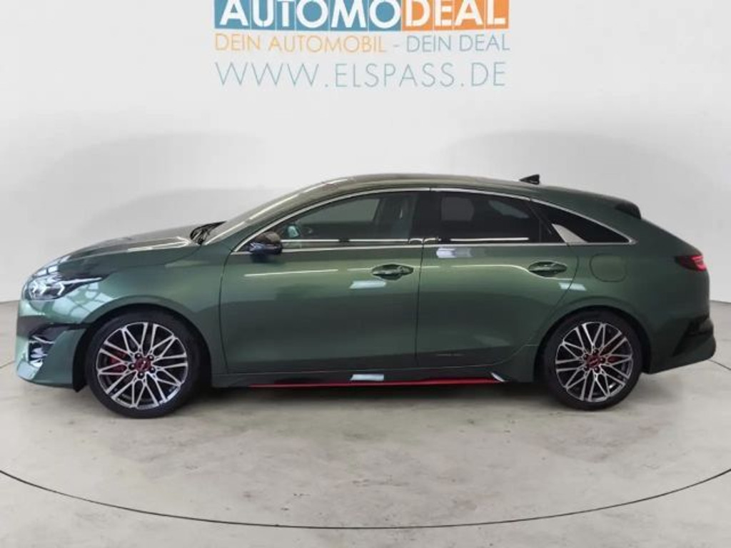 Kia ProCeed