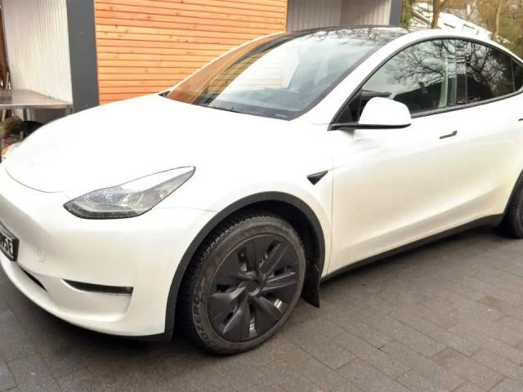 Tesla Model Y 2023 Elektrisch