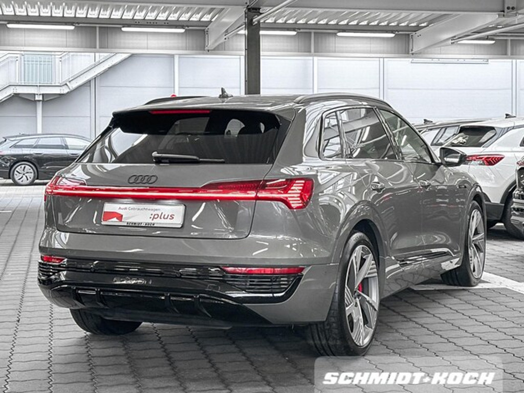 Audi Q8 e-tron