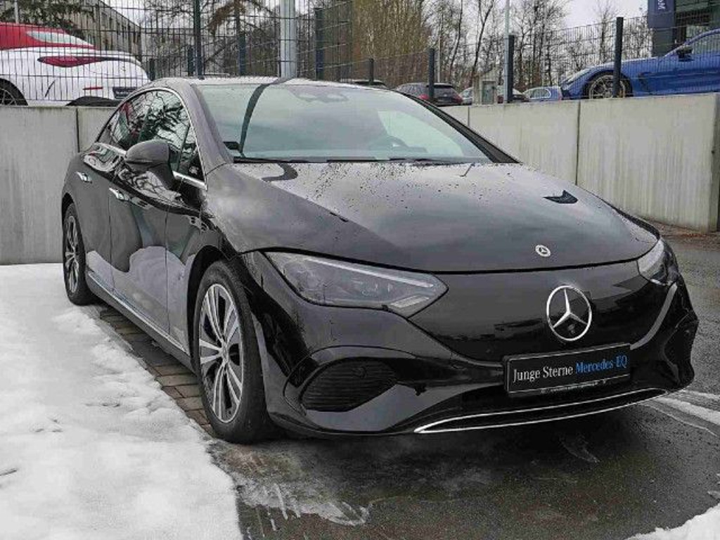 Mercedes-Benz EQE