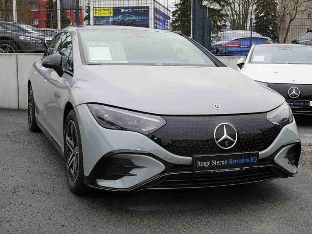 Mercedes-Benz EQE