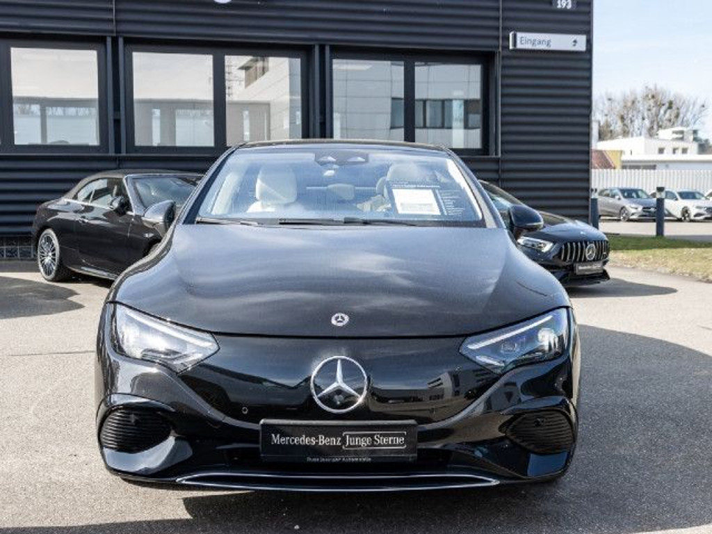 Mercedes-Benz EQE