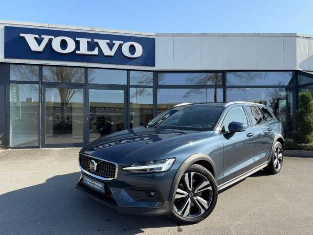 Volvo V60 Cross Country 2023 Hybride Diesel