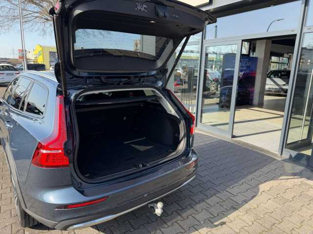 Volvo V60 Cross Country