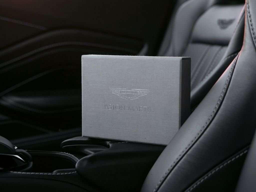 Aston Martin Vantage