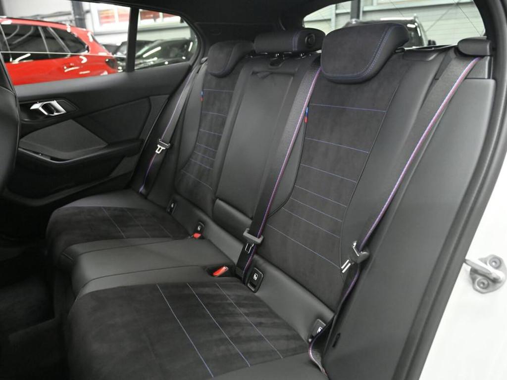BMW M135i