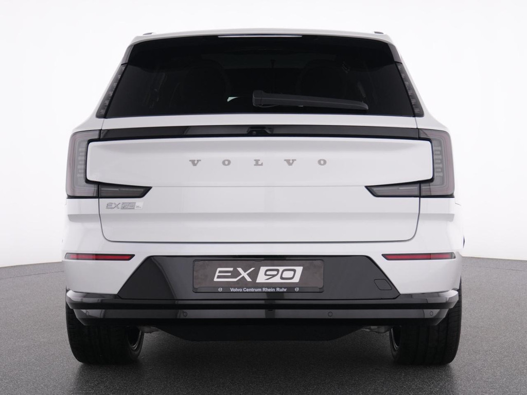 Volvo EX90