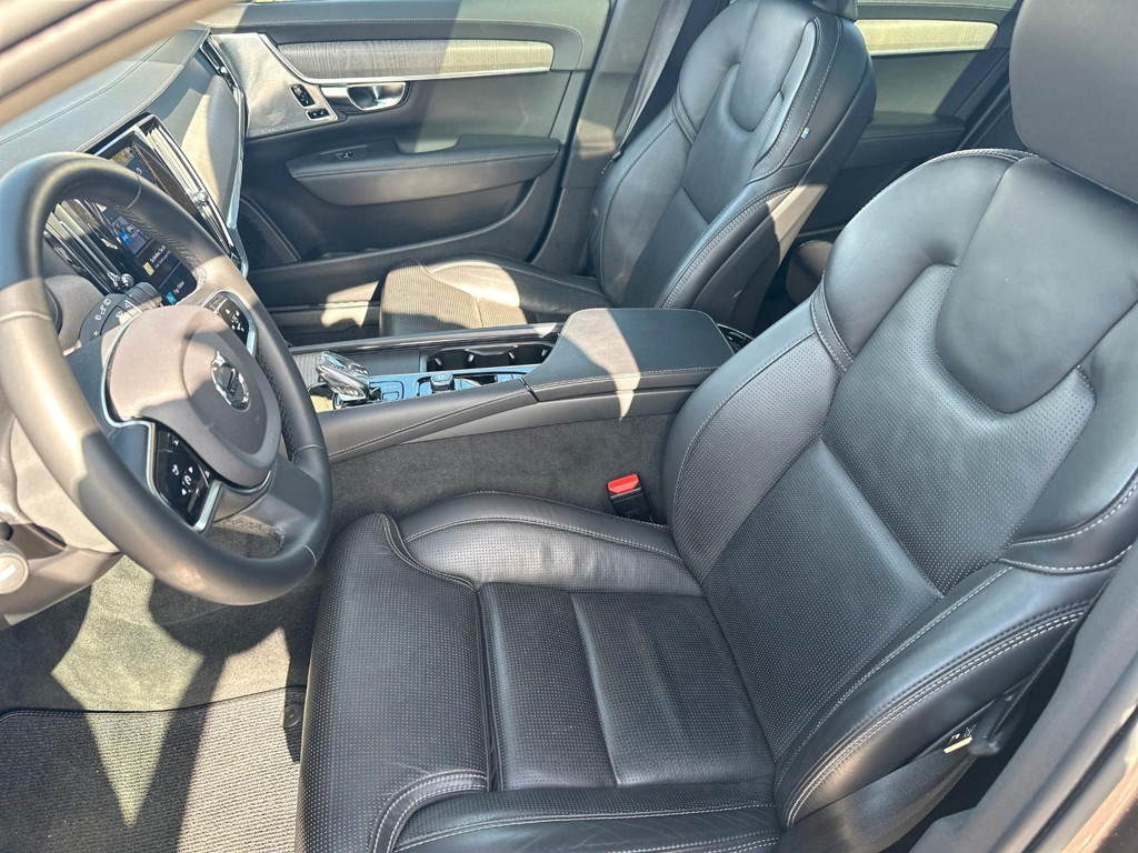 Volvo V90 Cross Country