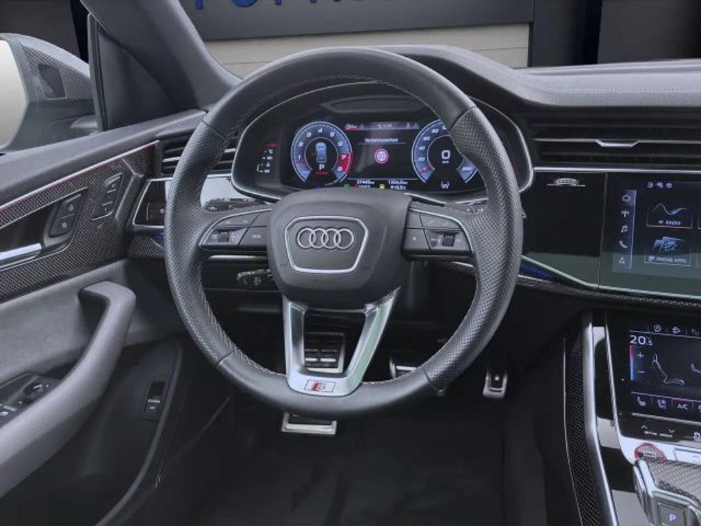 Audi SQ8