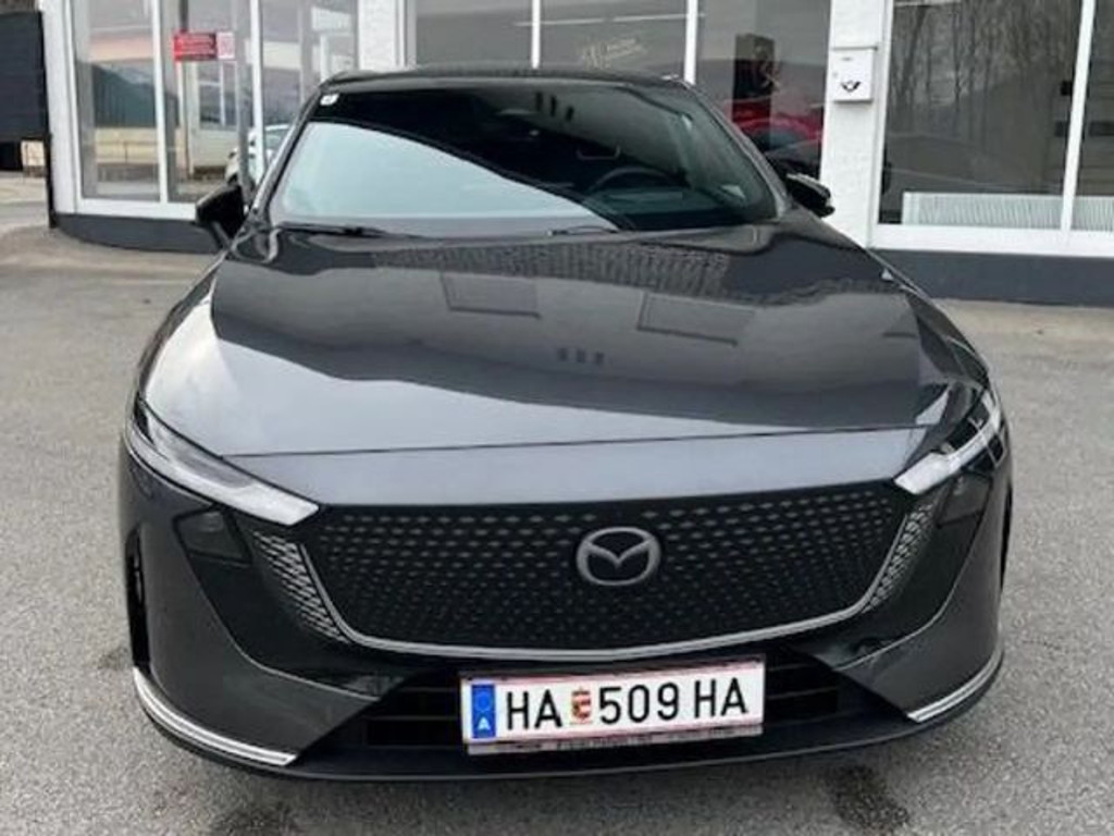 Mazda 6e
