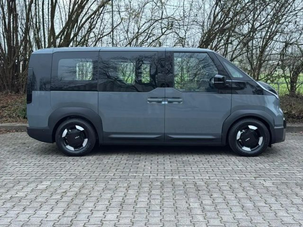 Kia PV5 Passenger
