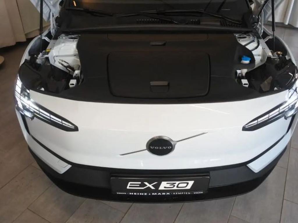 Volvo EX30