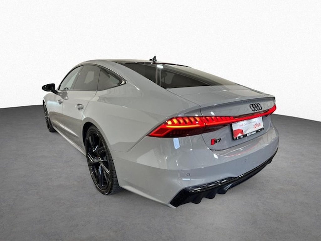 Audi S7