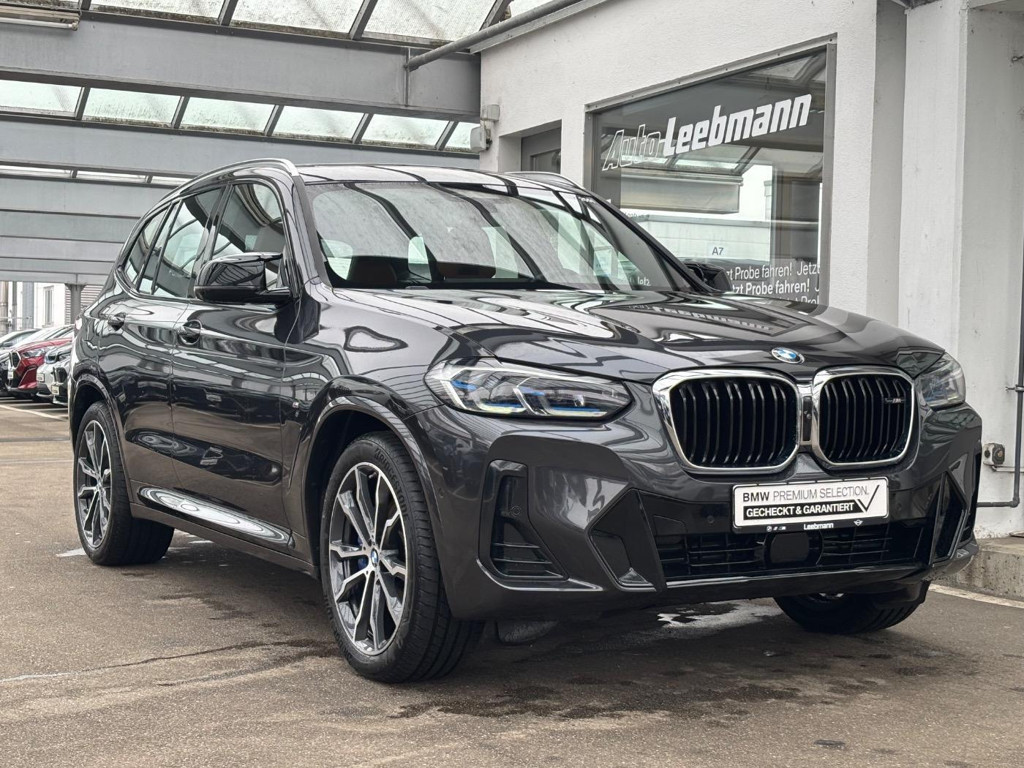 BMW iX3