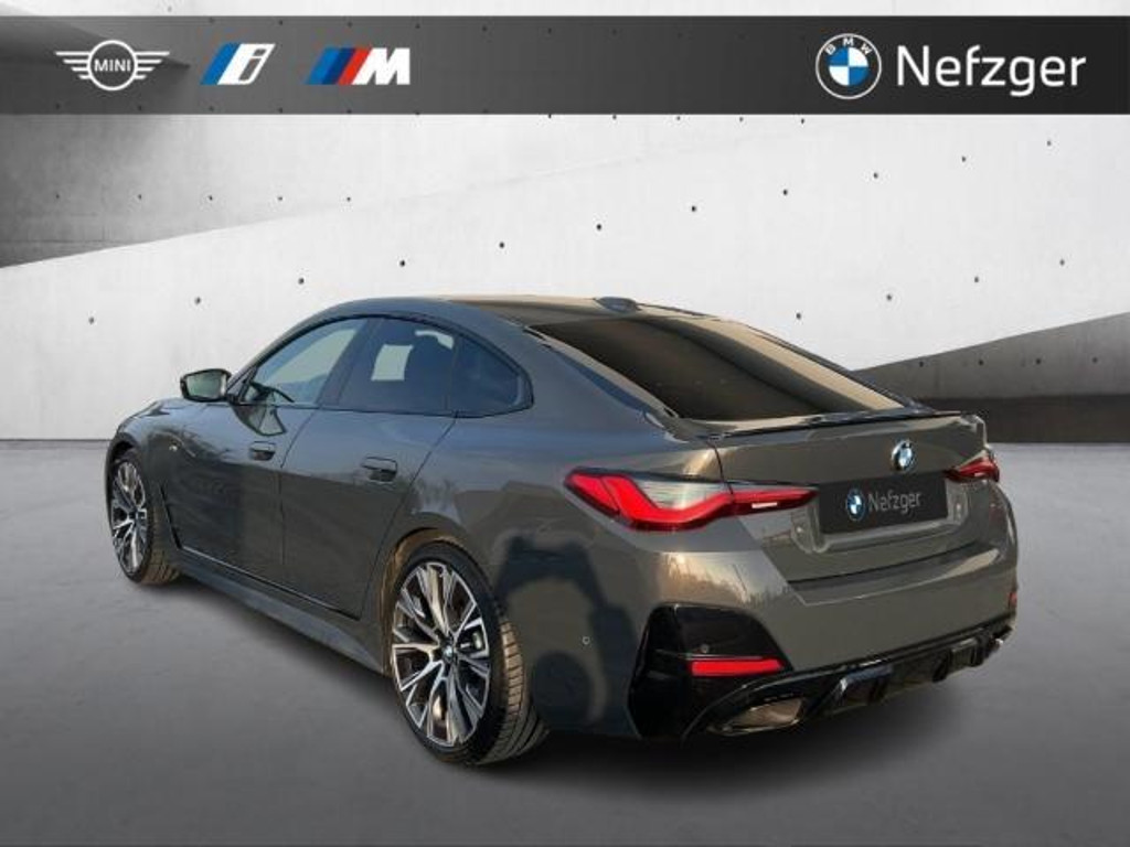 BMW M440