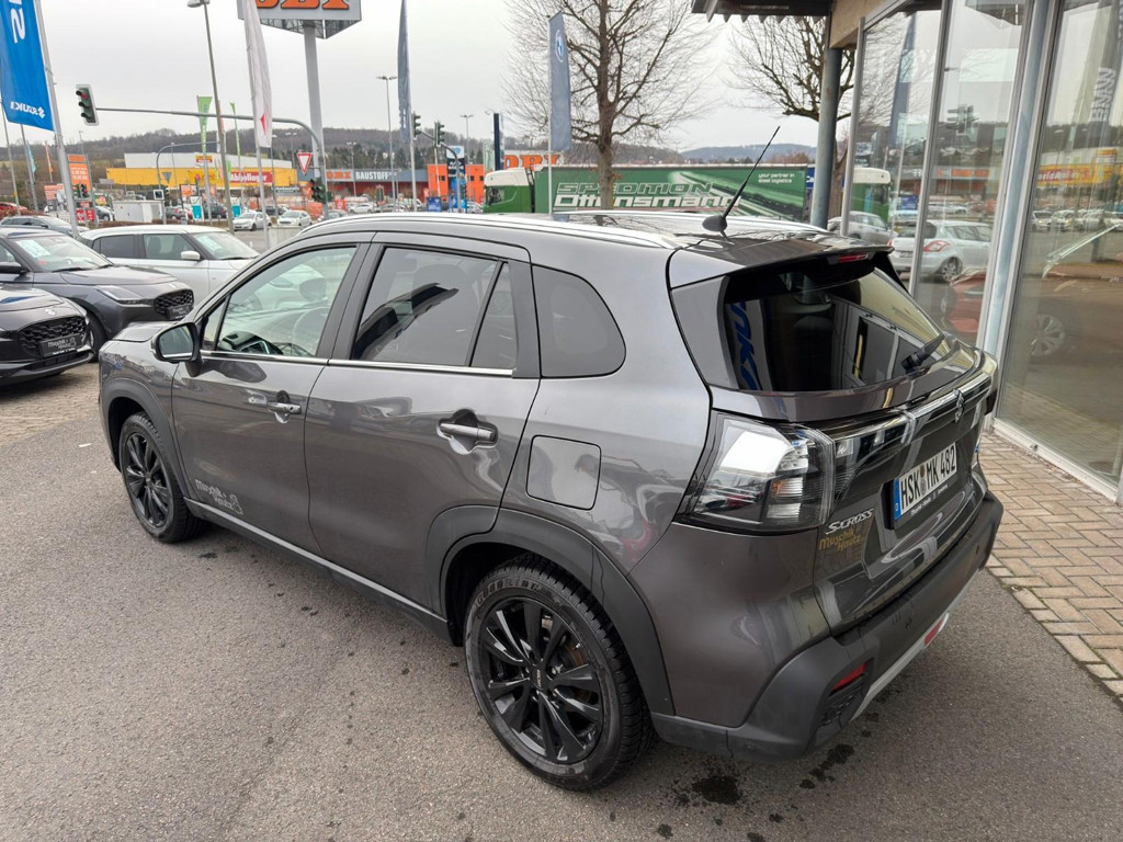 Suzuki S-Cross