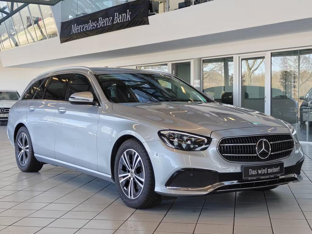 Mercedes-Benz E-Klasse 2022 Benzine