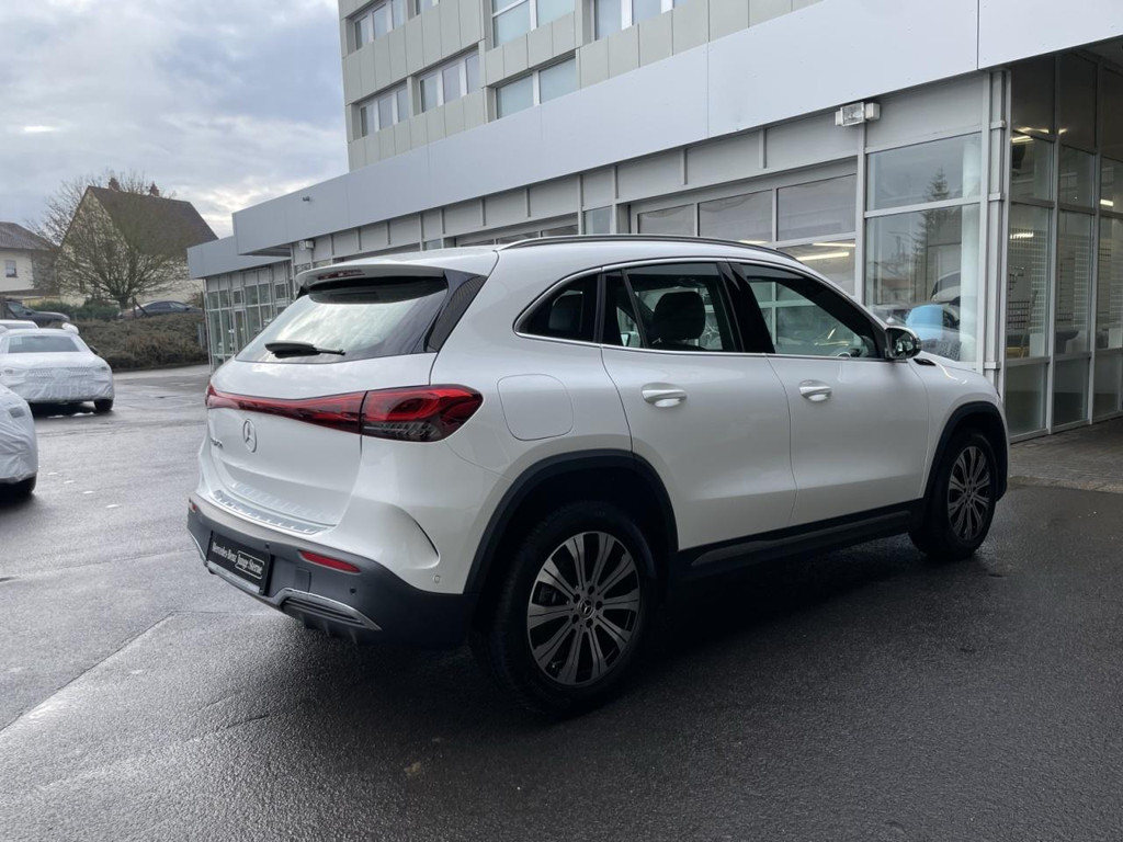 Mercedes-Benz EQA