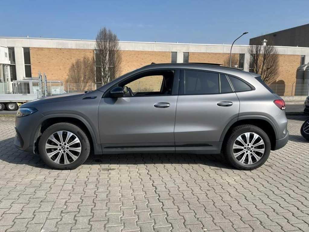 Mercedes-Benz EQA