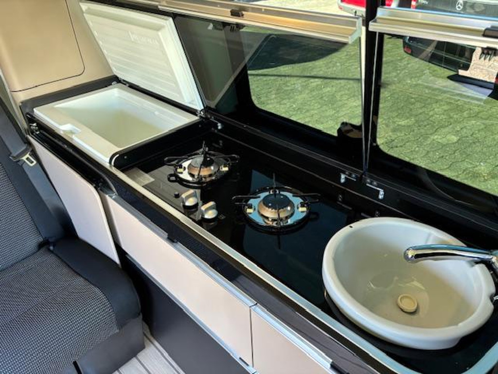 Mercedes-Benz Marco Polo