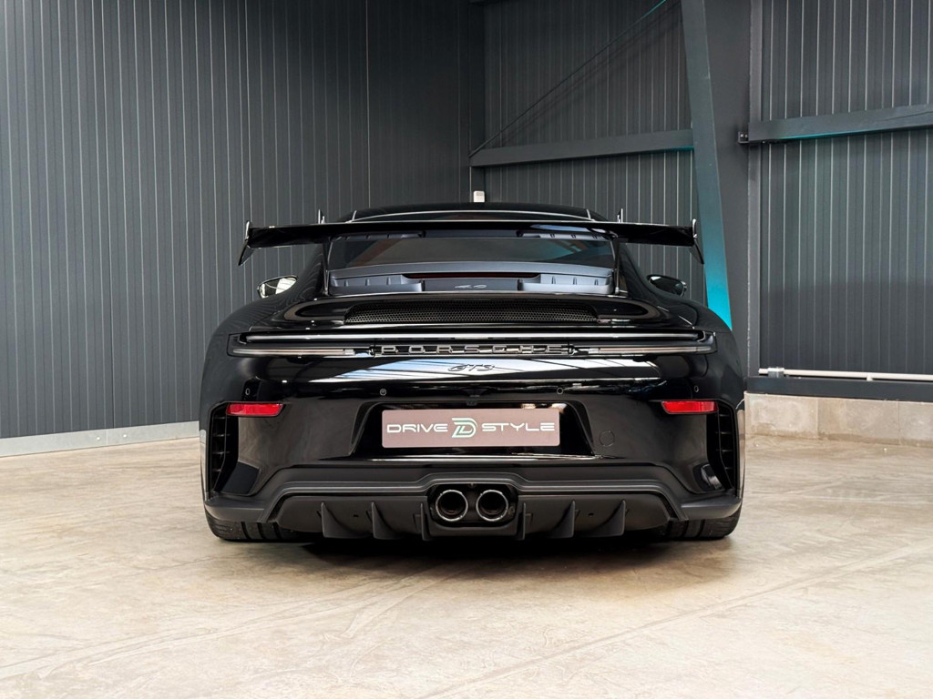 Porsche 992