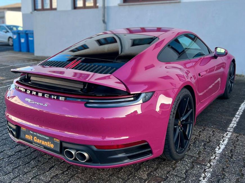 Porsche 992