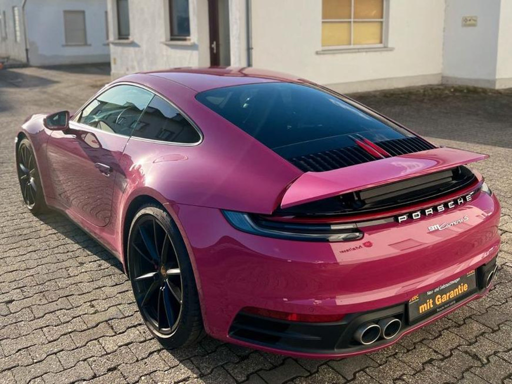 Porsche 992