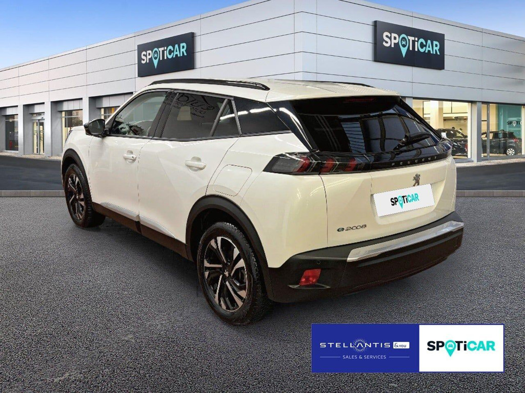 Peugeot e-2008