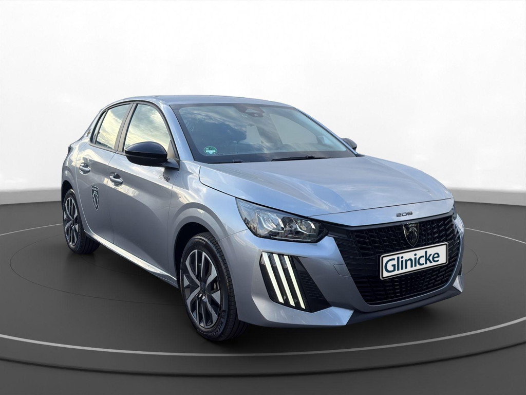 Peugeot e-208
