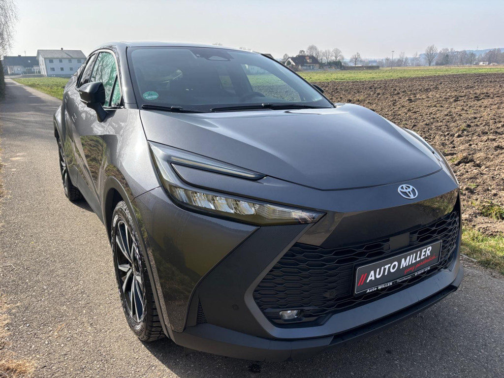 Toyota C-HR 2024 Hybride Benzine