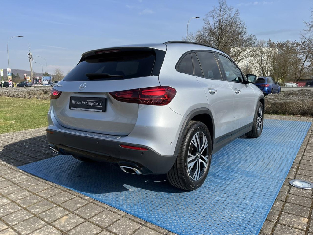 Mercedes-Benz GLA-Klasse