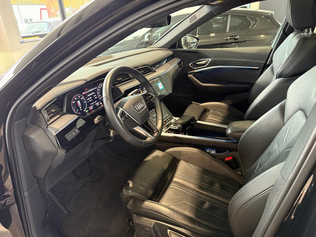 Audi e-tron