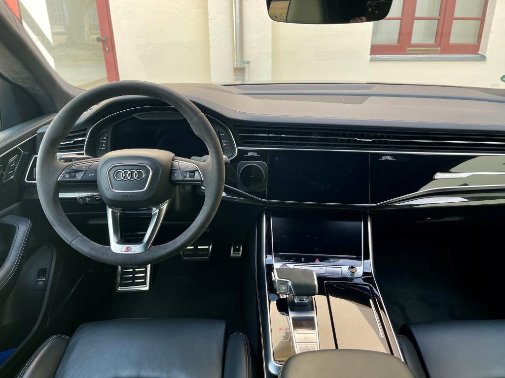 Audi SQ8