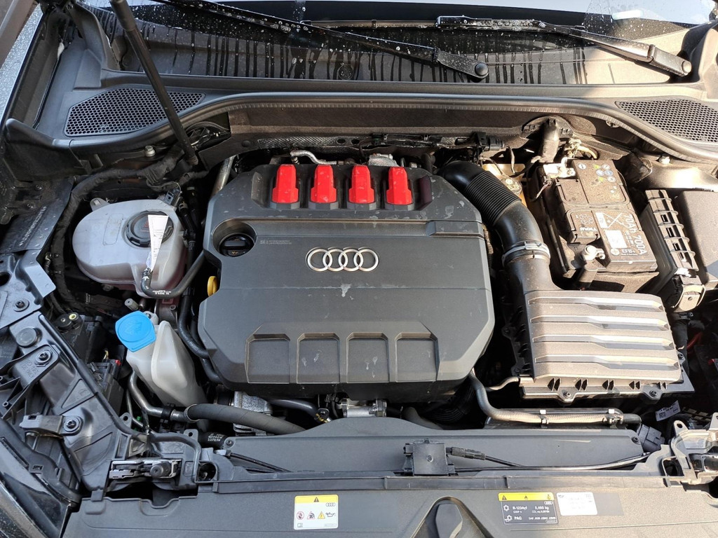 Audi SQ2
