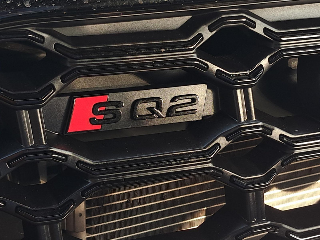 Audi SQ2