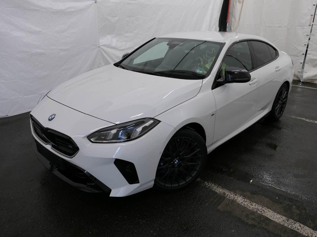 BMW M235 2025 Benzine
